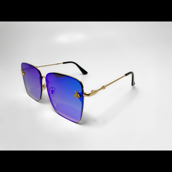 🛍Valley Girl Sunglasses 🛍 - Picture 1 of 2